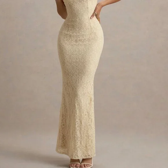 Pale Lemon Satin Sweetheart Maxi Dress with Lace Details - Picture 3 of 4